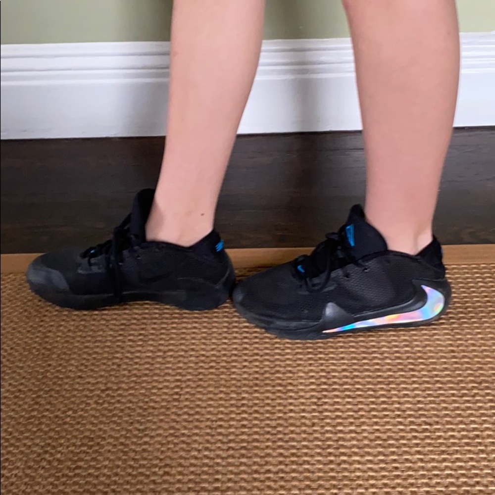 nike basketball shoes